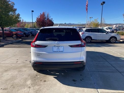 Certified 2025 Honda CR-V EX image 7