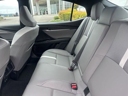 Used 2025 Toyota Camry SE FWD image 15
