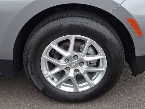 Certified 2024 Chevrolet Equinox LS w/ LS Convenience Package FWD image 8