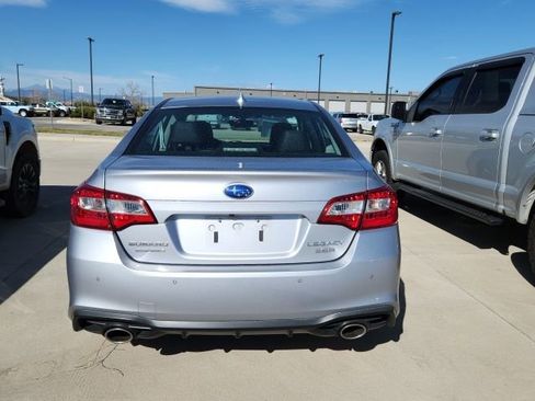 Used 2018 Subaru Legacy 3.6R Limited image 2