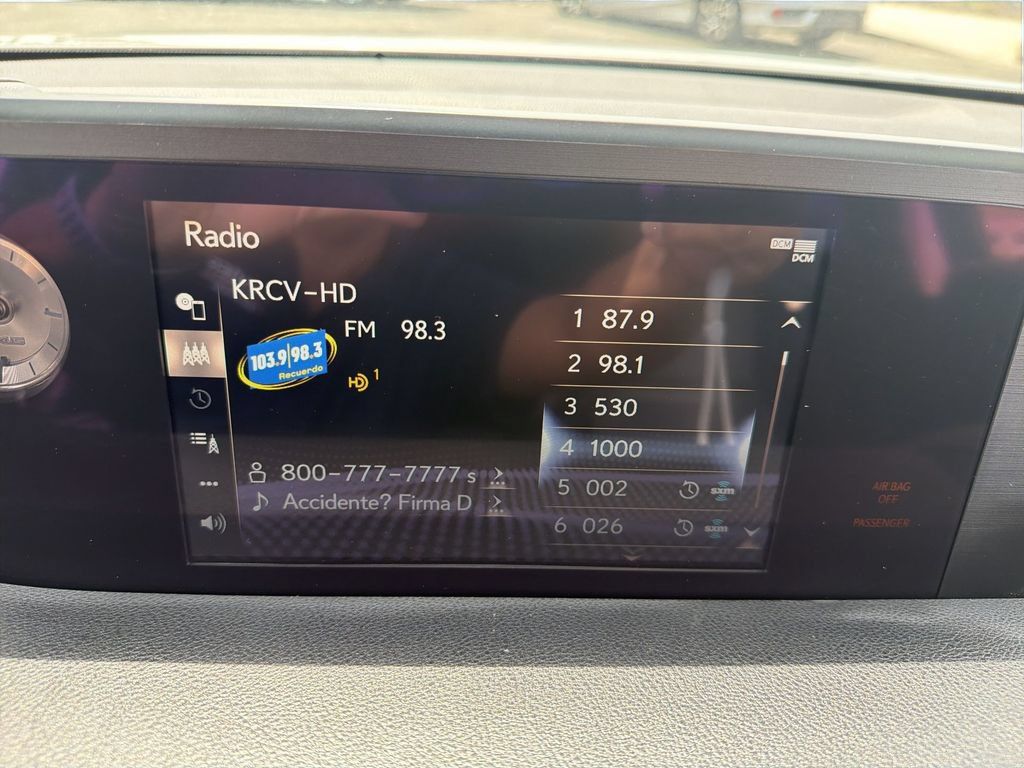 Used 2021 Lexus ES 300h FWD image 12