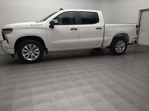 Used 2022 Chevrolet Silverado 1500 Custom AWD/4WD image 2