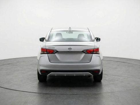 Used 2025 Nissan Versa SV FWD image 7