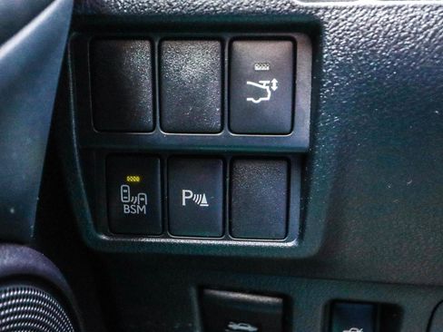 Used 2016 Lexus RC F image 12