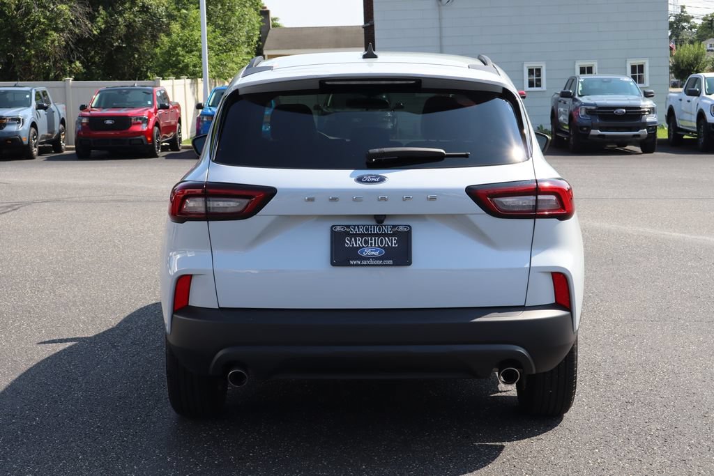 Used 2026 Ford Escape ST-Line FWD image 18