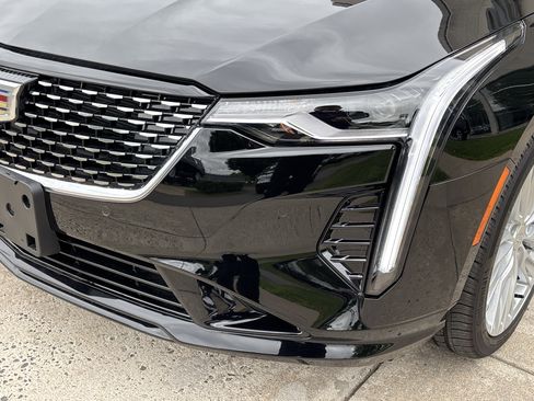 New 2025 Cadillac CT4 Premium Luxury image 13