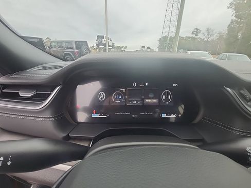 New 2025 Jeep Grand Cherokee Limited image 11