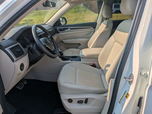 Used 2019 Volkswagen Atlas SE FWD image 22