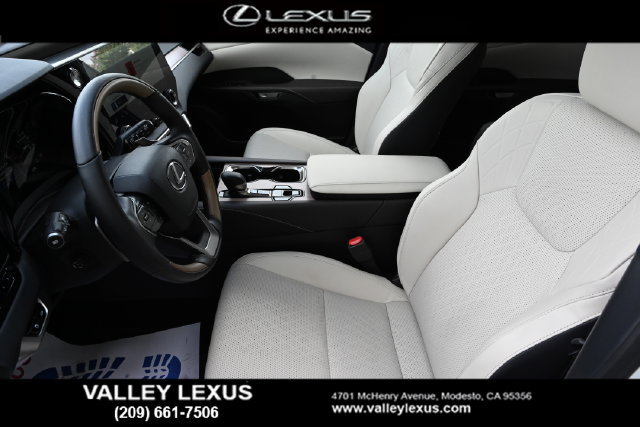 Certified 2026 Lexus RX 350 Premium Plus w/ Accessory Package (P2) FWD image 13