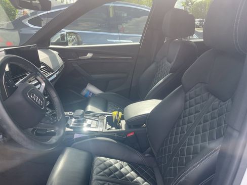 Used 2024 Audi SQ5 Premium Plus w/ S Sport Package image 3