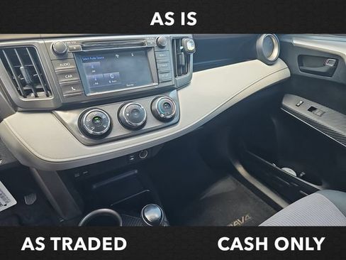 Used 2014 Toyota RAV4 LE FWD image 21