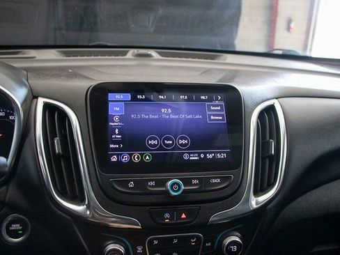 Used 2022 Chevrolet Equinox LT image 33