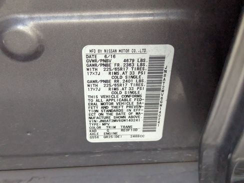 Used 2016 Nissan Rogue S image 9