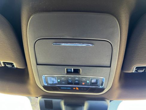 Used 2024 Ford F150 King Ranch w/ FX4 Off-Road Package image 21