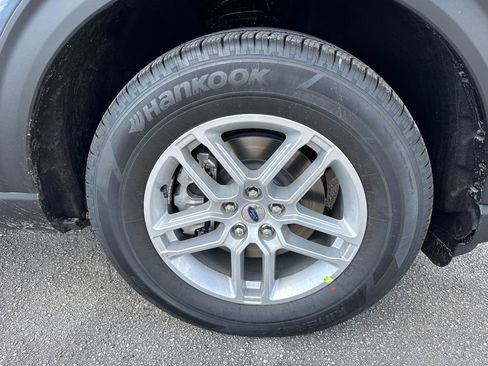 New 2026 Ford Explorer Active image 11