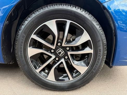 Used 2014 Honda Civic EX image 9