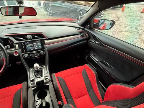 Used 2017 Honda Civic Type R image 26