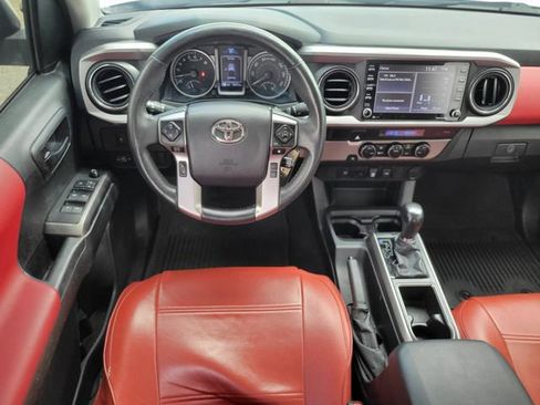 Used 2021 Toyota Tacoma SR5 image 11
