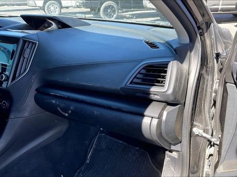 Used 2018 Subaru Crosstrek 2.0i Premium w/ Eyesight System image 15