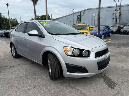 Used 2013 Chevrolet Sonic LT FWD image 3