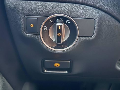 Used 2018 Mercedes-Benz CLA 250 image 47