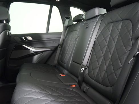 Used 2026 BMW X5 xDrive40i w/ M Sport Package image 16