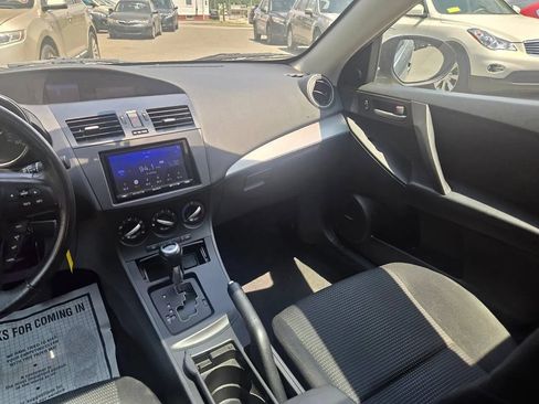 Used 2012 MAZDA MAZDA3 i Touring FWD image 45