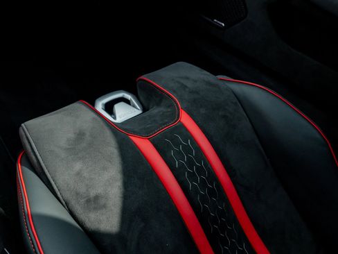 Used 2024 Lamborghini Huracan Tecnica image 69