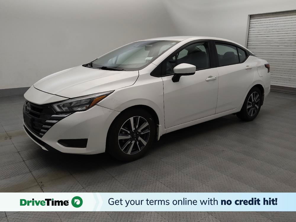 Used 2025 Nissan Versa SV w/ Trunk Package FWD image 1