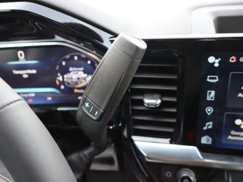 New 2026 Chevrolet Silverado 3500 LT AWD/4WD image 9