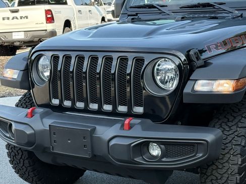 Used 2020 Jeep Wrangler Unlimited Rubicon w/ Safety Group AWD/4WD image 9