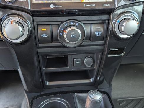 Used 2022 Toyota 4Runner TRD Off-Road Premium image 10