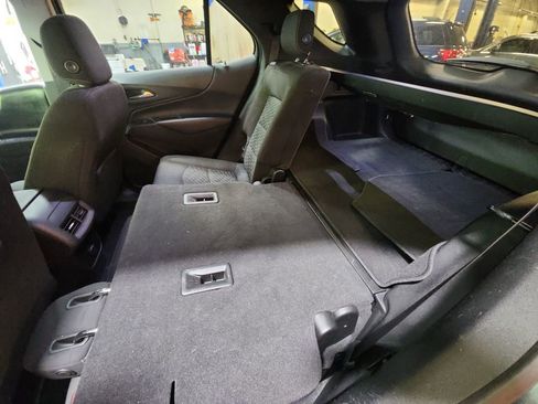 Used 2018 Chevrolet Equinox LT AWD/4WD image 35