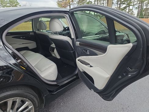 Used 2013 Lexus LS 460 image 18