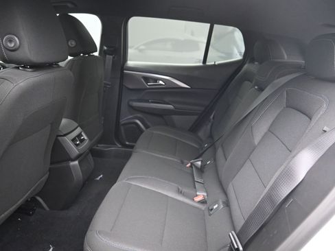 New 2026 Chevrolet Equinox EV LT w/ Comfort Package AWD/4WD image 17