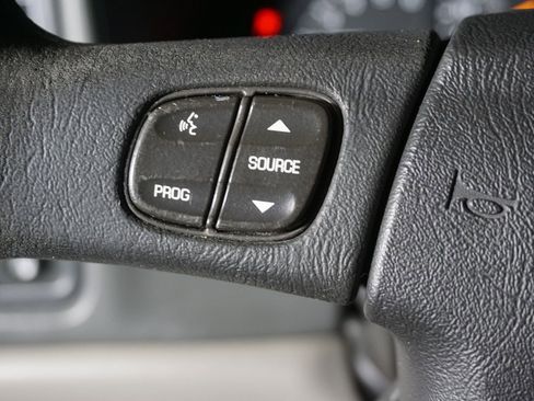 Used 2006 GMC Yukon XL SLT w/ SLT Preferred Equipment Group AWD/4WD image 14