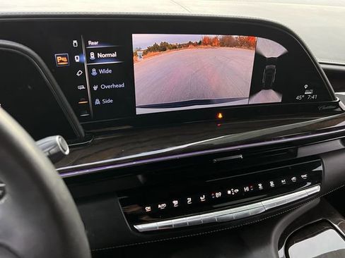 Used 2021 Cadillac Escalade Sport Platinum w/ Heavy-Duty Trailer Package image 18