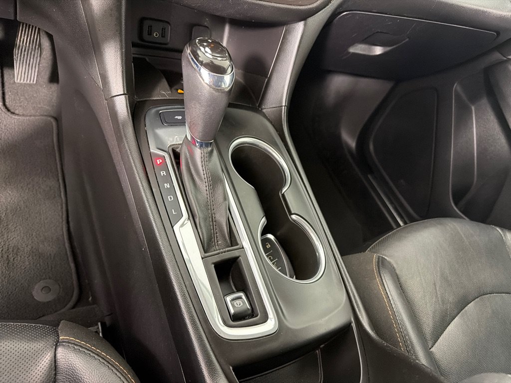 Used 2018 Chevrolet Equinox Premier FWD image 16