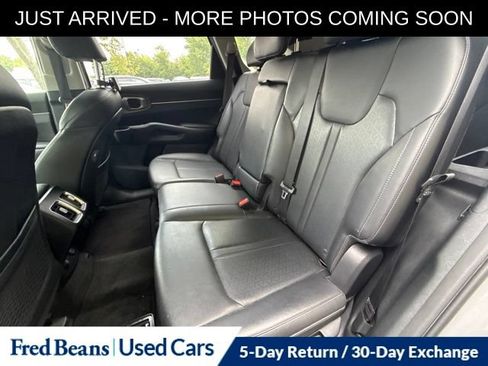 Used 2023 Kia Sorento S AWD/4WD image 8