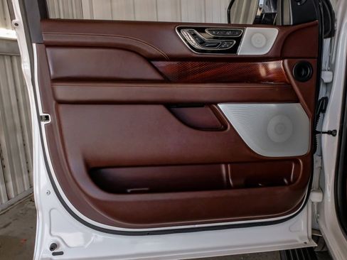 Used 2018 Lincoln Navigator Black Label image 44