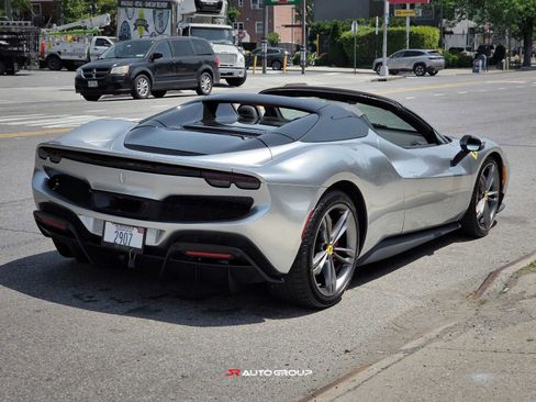 Used 2024 Ferrari 296 GTS RWD image 5