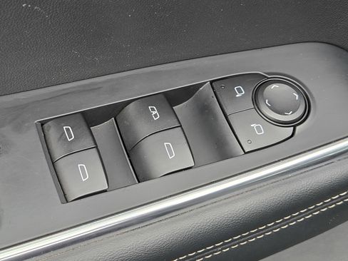 Certified 2025 GMC Acadia Elevation image 18