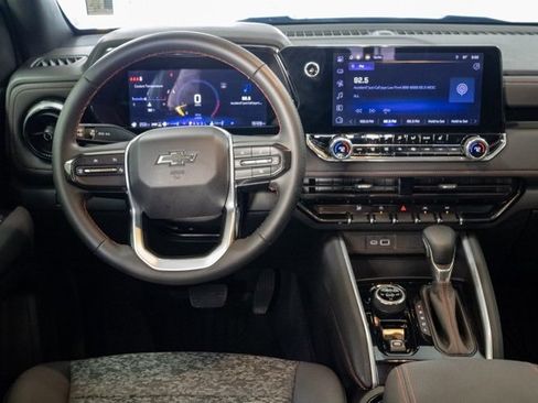 Used 2024 Chevrolet Colorado Z71 w/ Z71 Convenience Package 2 image 12