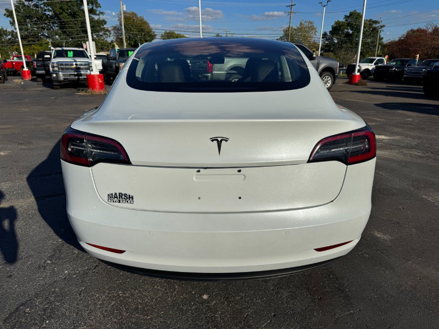 Used 2018 Tesla Model 3 Long Range RWD image 4