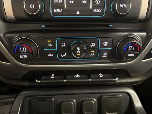 Used 2017 GMC Sierra 1500 SLE w/ Suspension Package, Off-Road AWD/4WD image 33