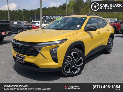 Used 2025 Chevrolet Trax RS w/ Driver Confidence Package