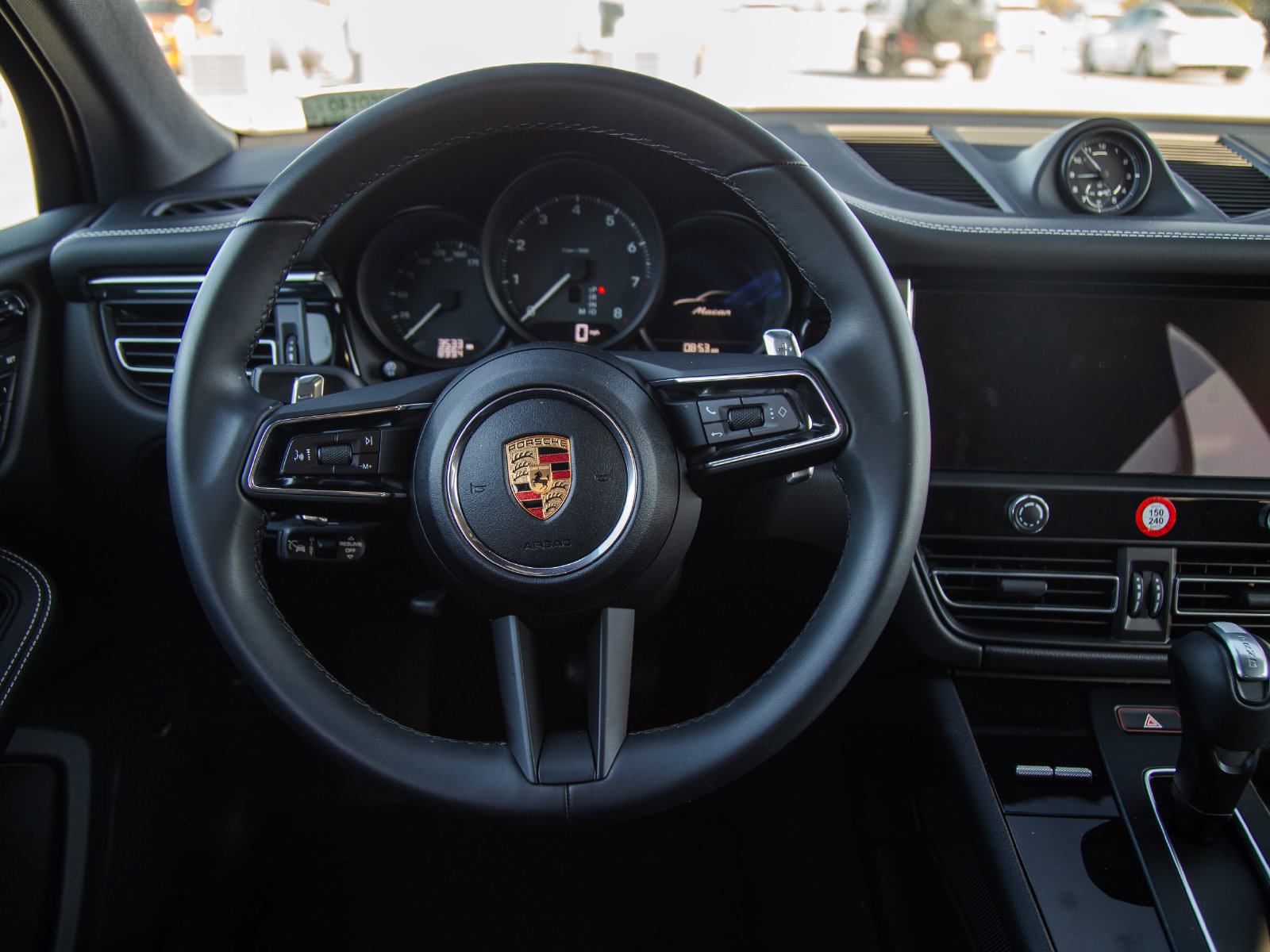 Certified 2024 Porsche Macan S AWD/4WD image 15