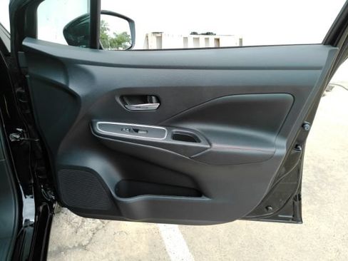Used 2024 Nissan Versa SR w/ Trunk Package FWD image 19