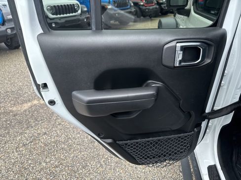 Certified 2020 Jeep Wrangler Unlimited Sport image 7