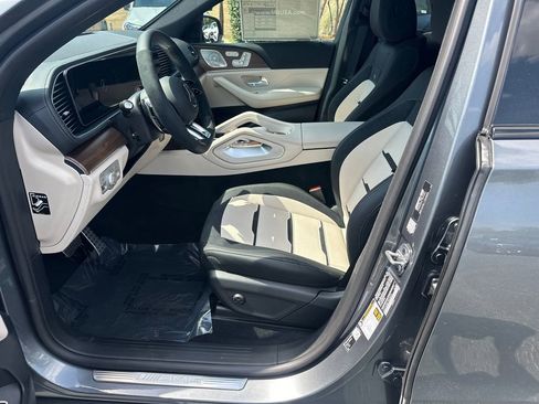 New 2026 Mercedes-Benz GLE 53 AMG 4MATIC Coupe image 9